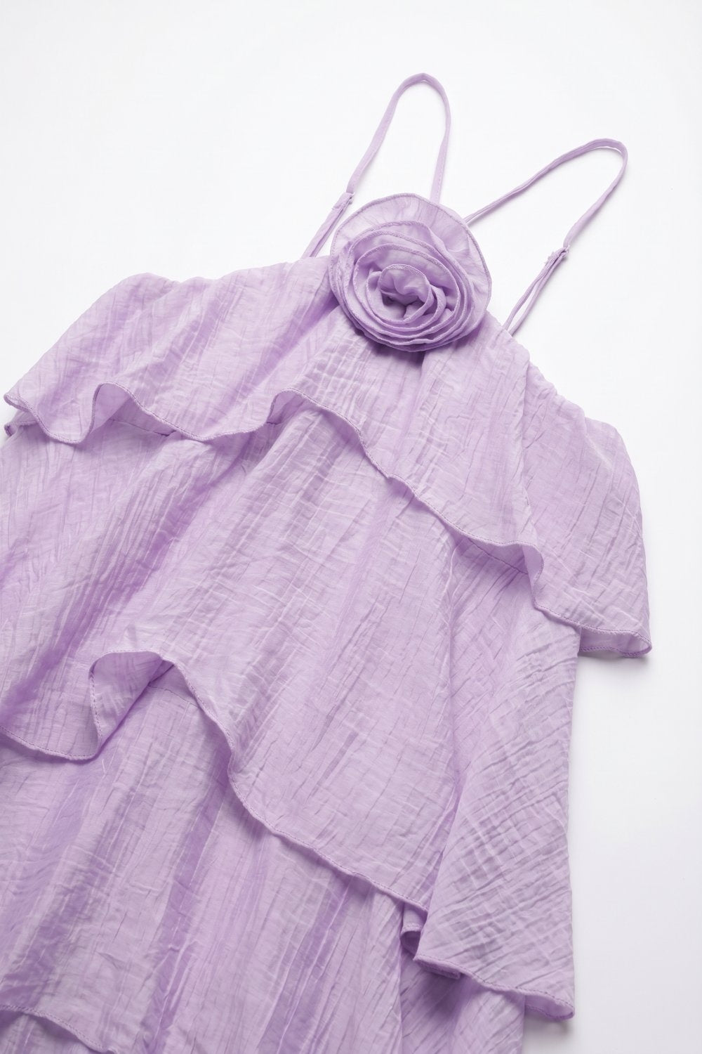Abito maxi lilla con dettagli a balze a strati increspati e rosa