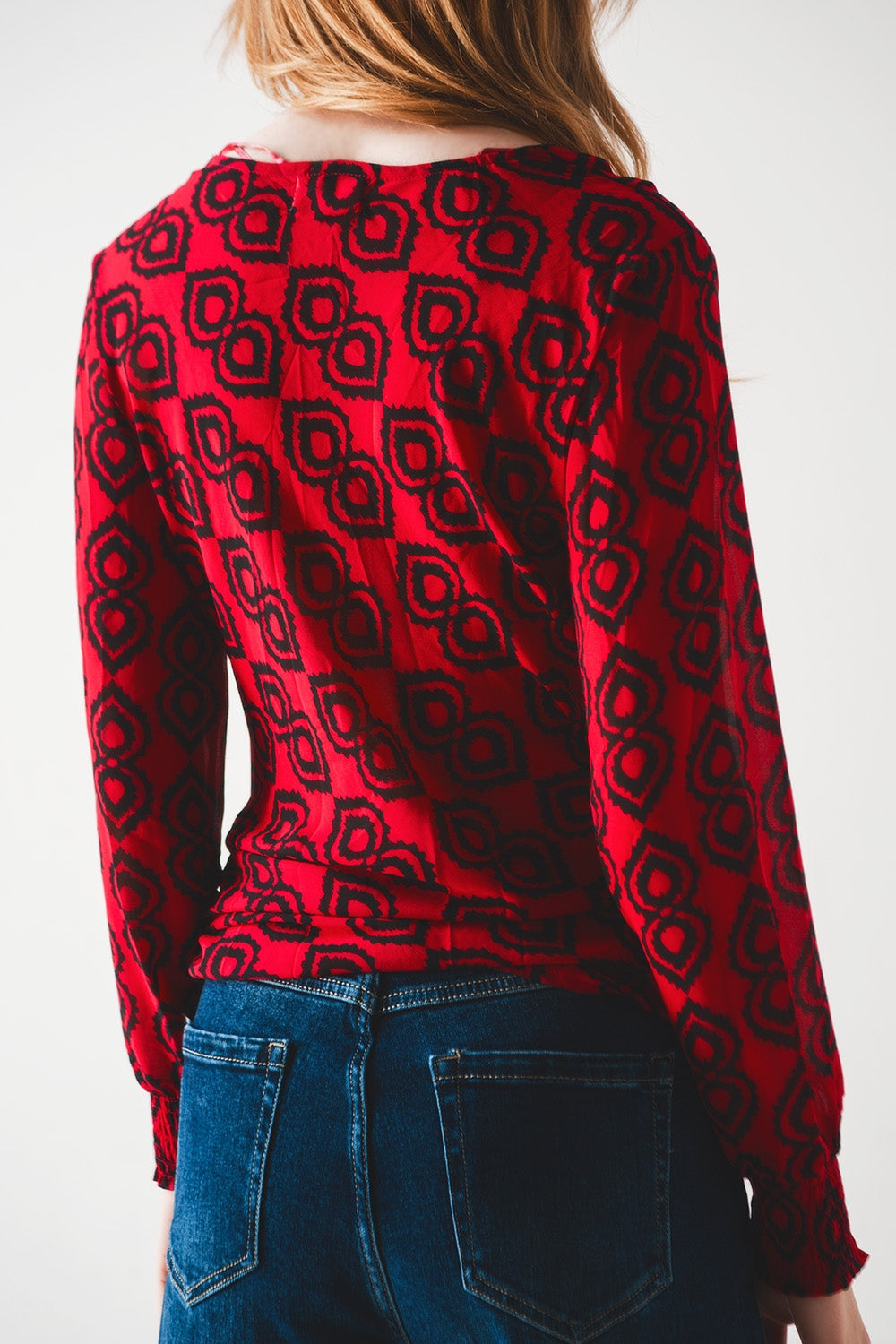 Blusa con maniche arricciate fucsia