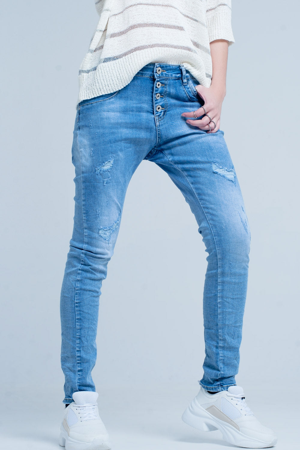 Boyfriend jeans invecchiati
