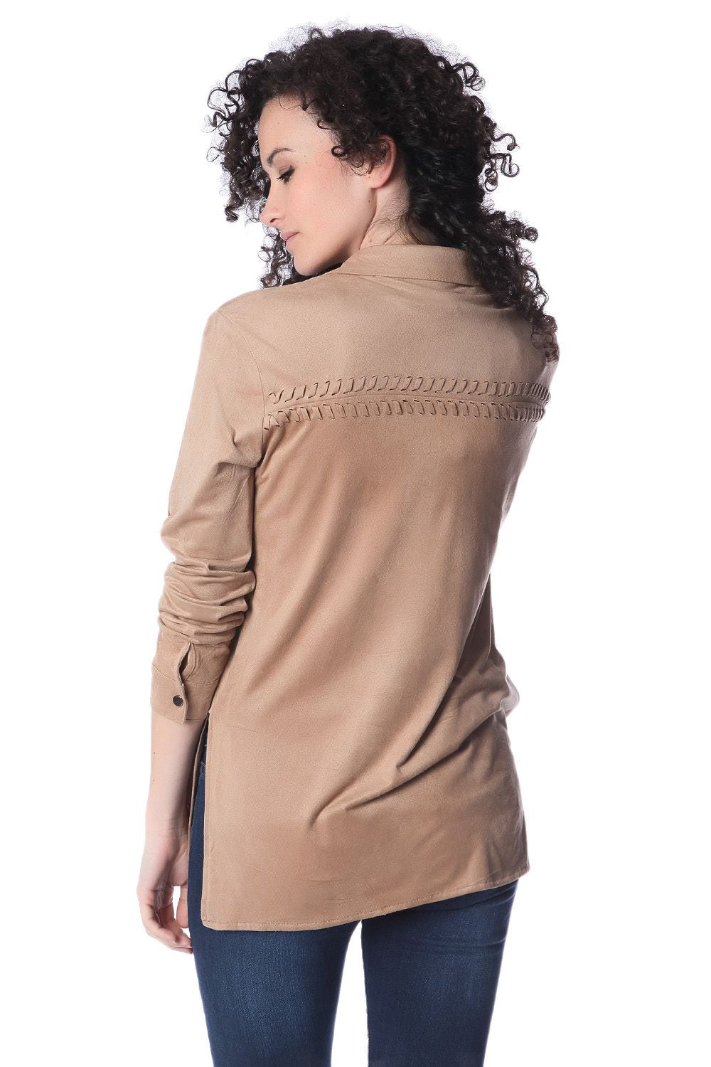 Camicia a maniche lunghe beige con allacciatura