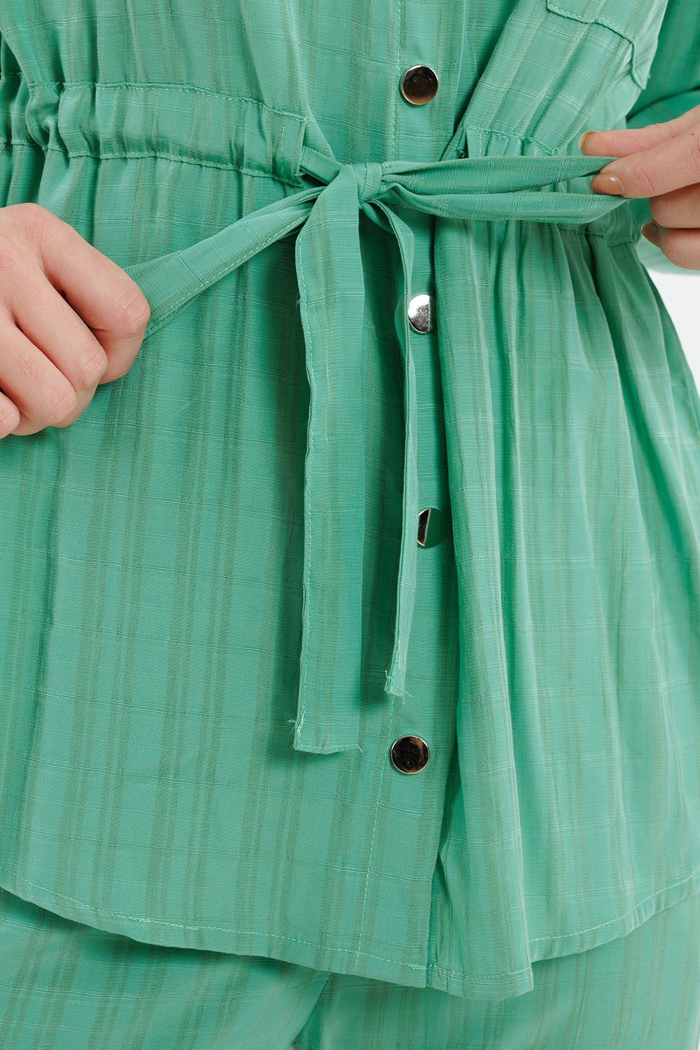 Camicia a maniche lunghe tie waist di colore verde