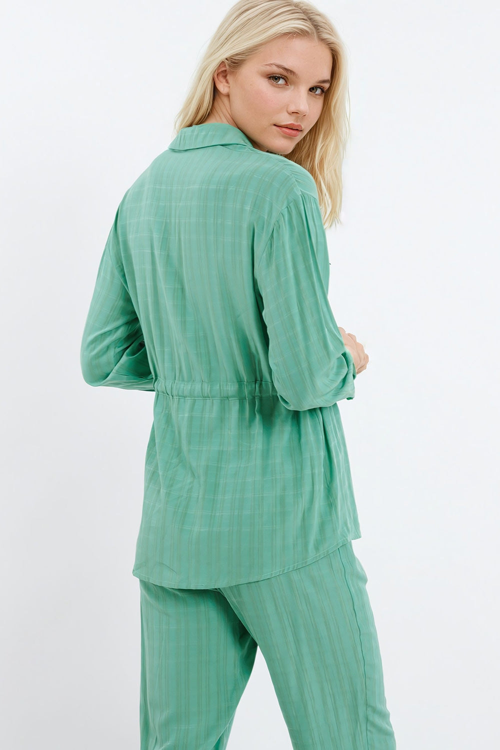 Camicia a maniche lunghe tie waist di colore verde