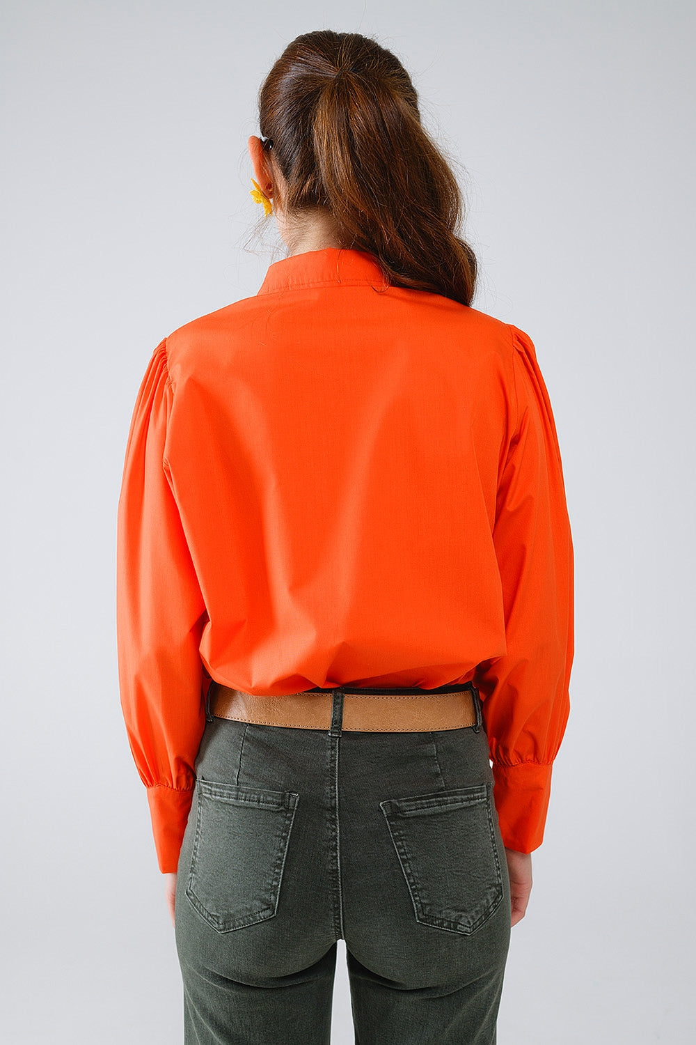Camicia basic in popeline arancione con maniche lunghe a palloncino