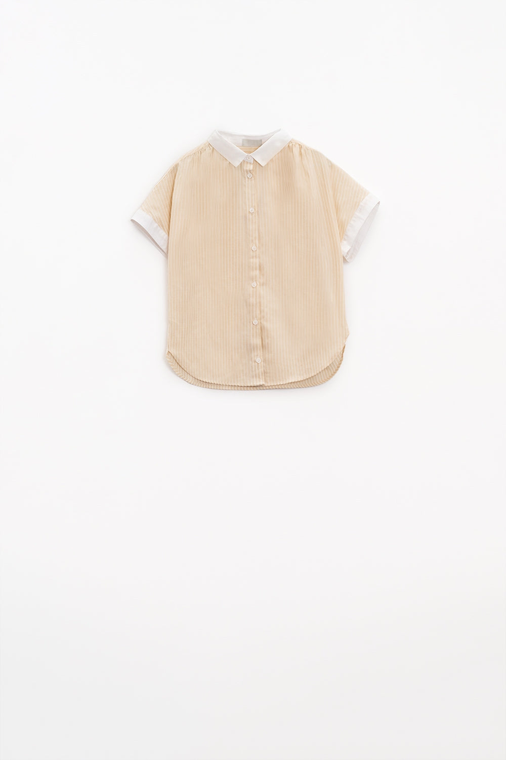 Camicia beige con maniche corte e righe verticali