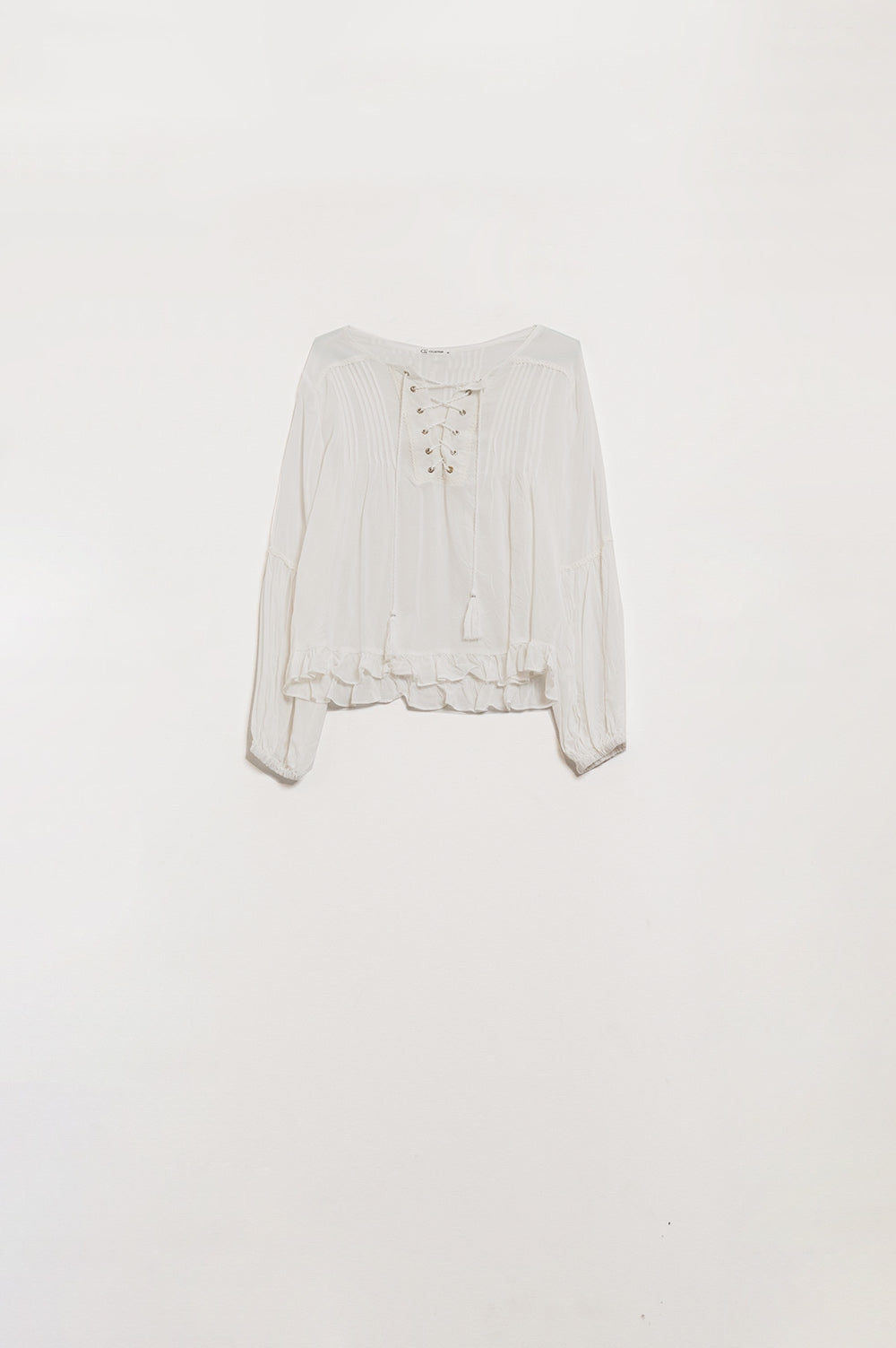 Q2 Camicia bianca con nappe e chiusura a cravatta incrociata