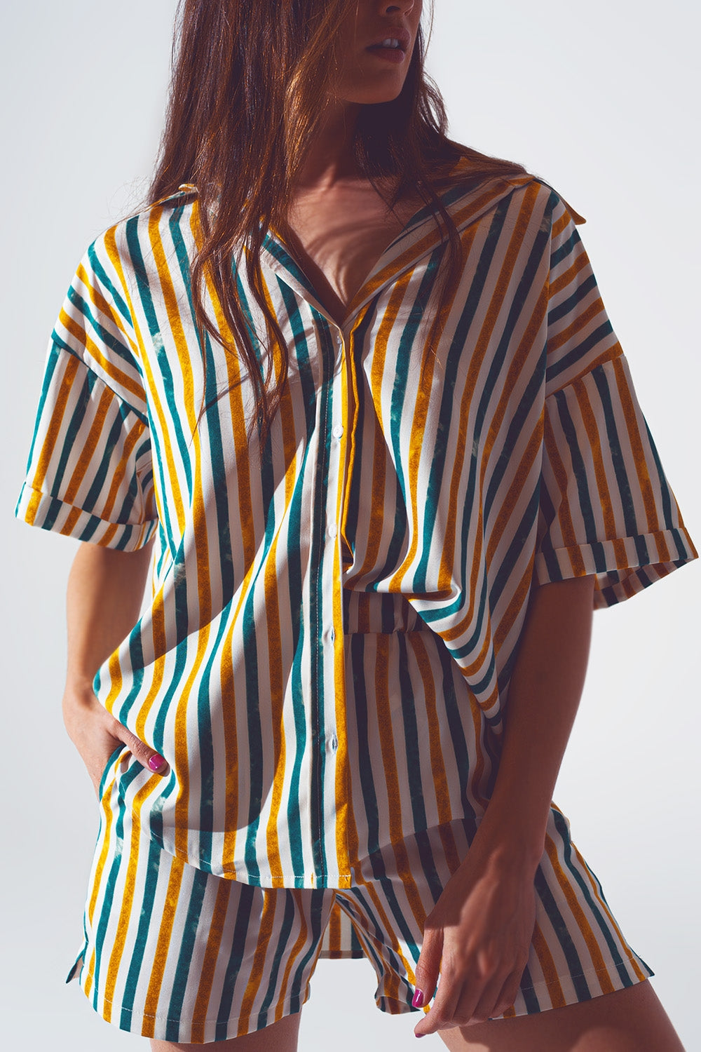 Camicia comoda a righe verdi