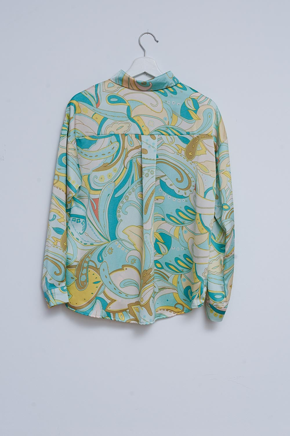 Camicia con stampa astratta verde