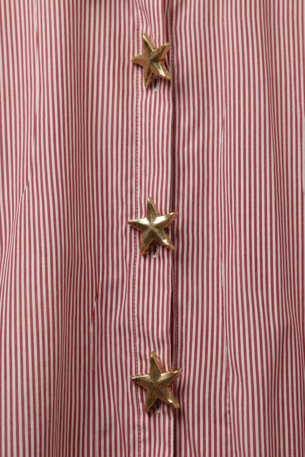 Camicia di popeline a righe oversize rosa con bottoni a forma di stella marina