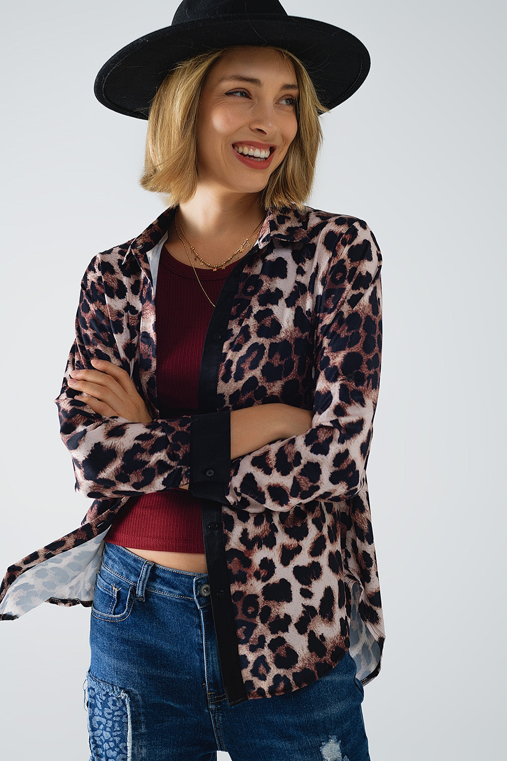 camicia leopardata con dettaglio in raso nero