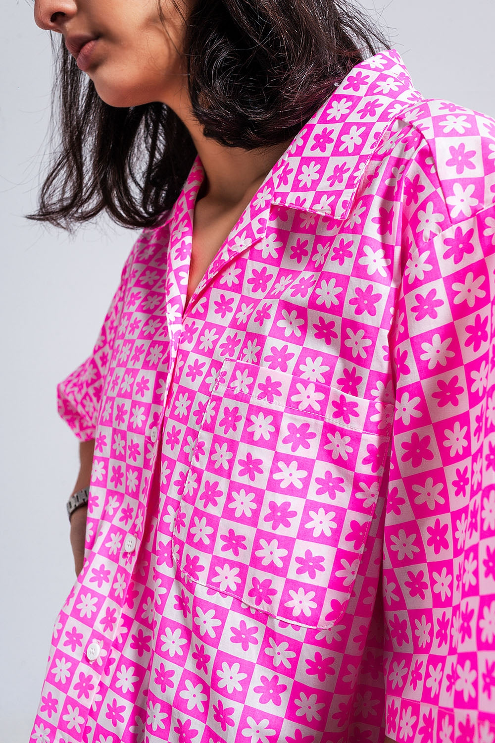 Camicia oversize a maniche corte in rosa acceso
