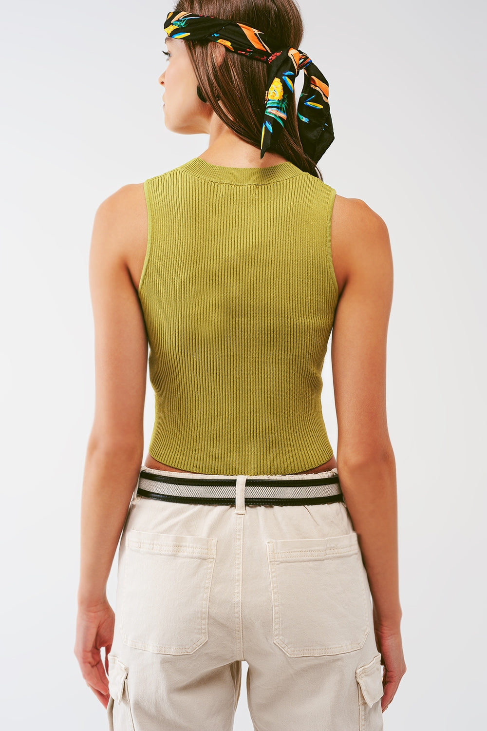 Canottiera lavorata a maglia in verde militare