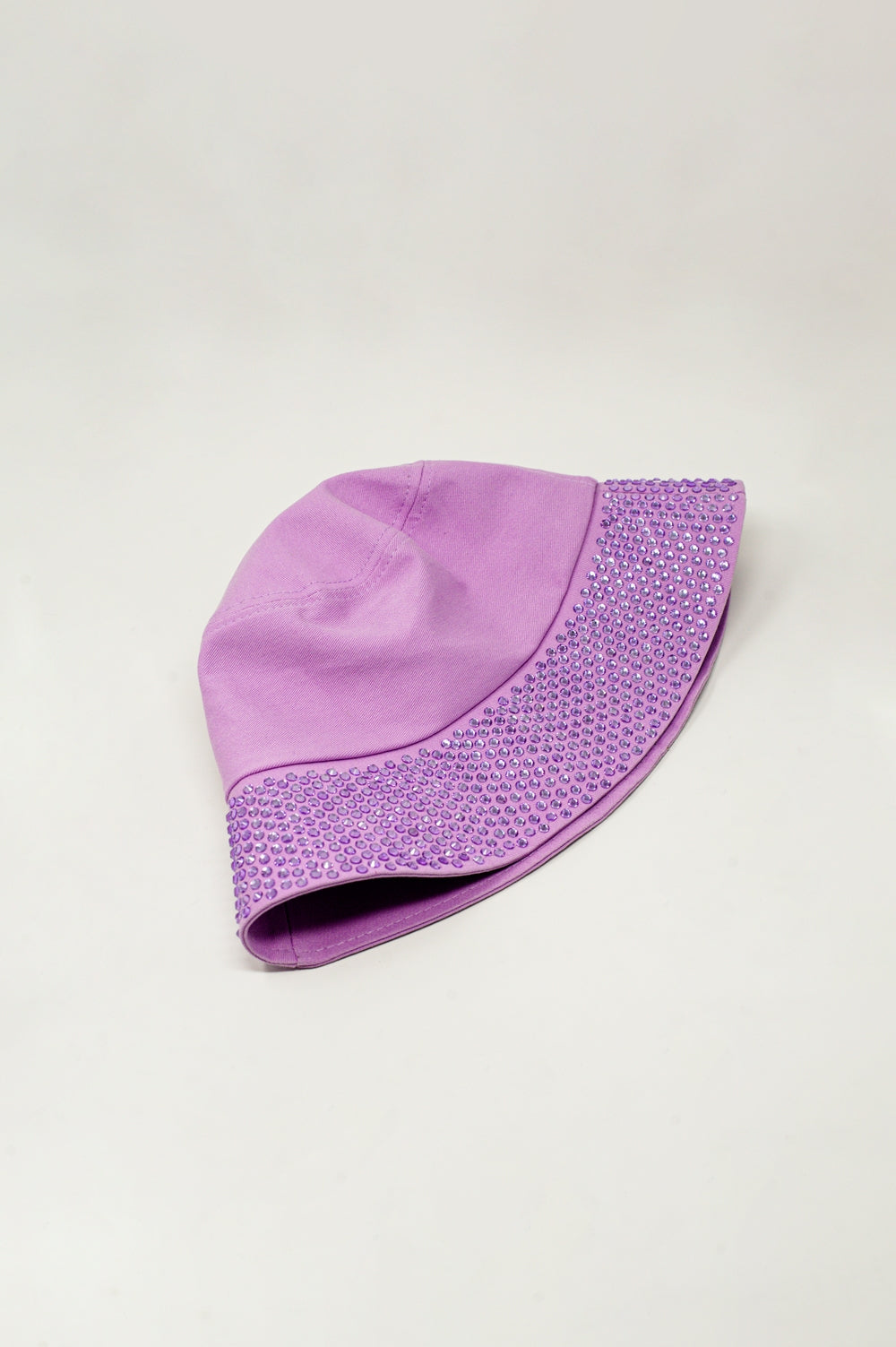 Cappello da pescatore viola con strass