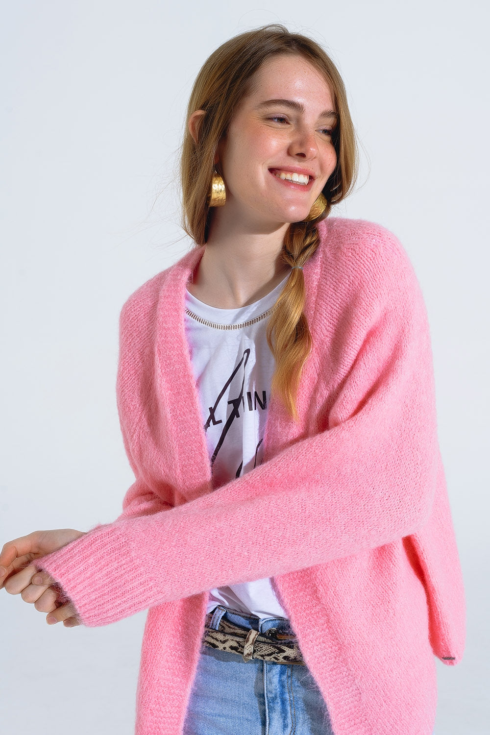 Cardigan aperto oversize in maglia soffice di colore rosa con bordi e polsini a coste