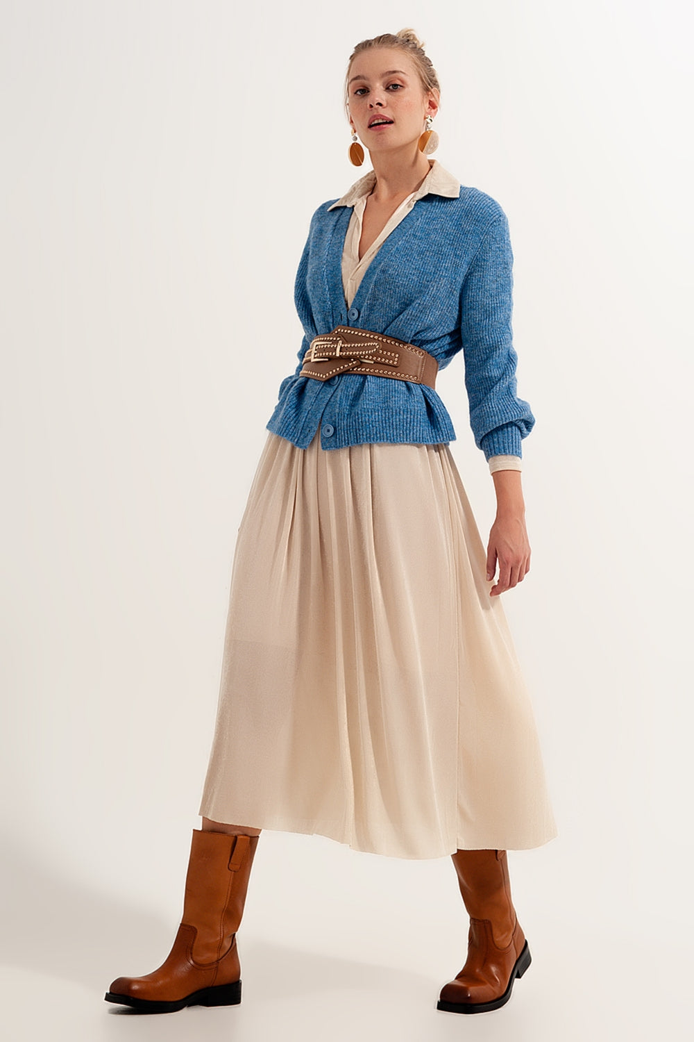Cardigan blu abbottonato davanti