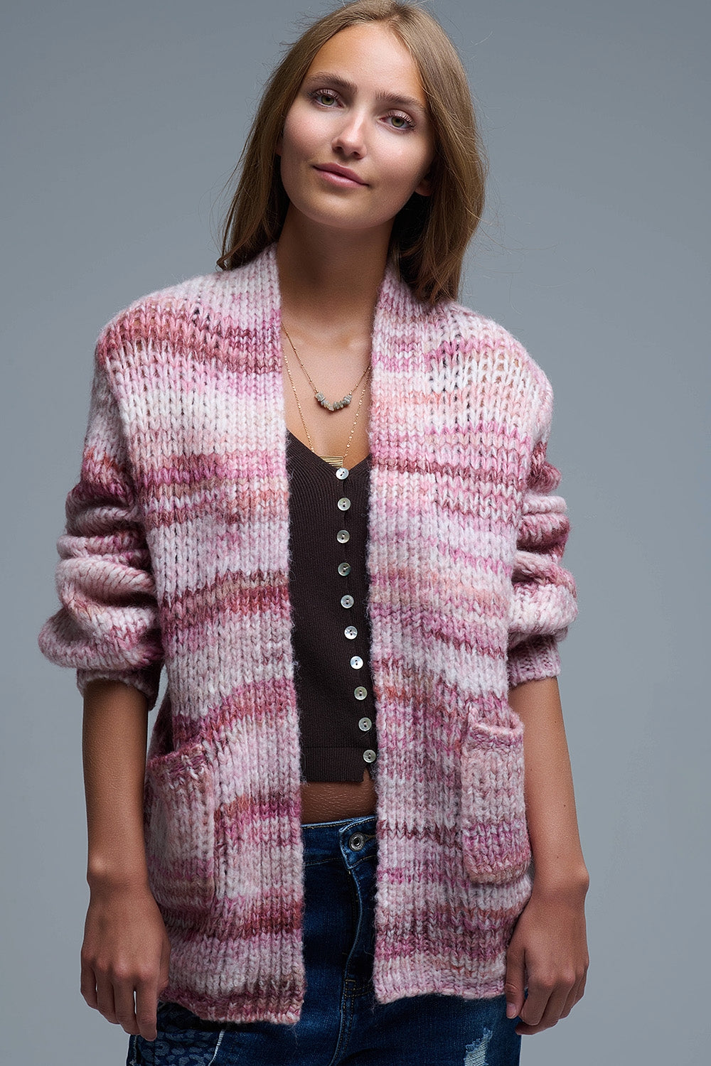 Cardigan lungo oversize a righe screziate con tasche in rosa