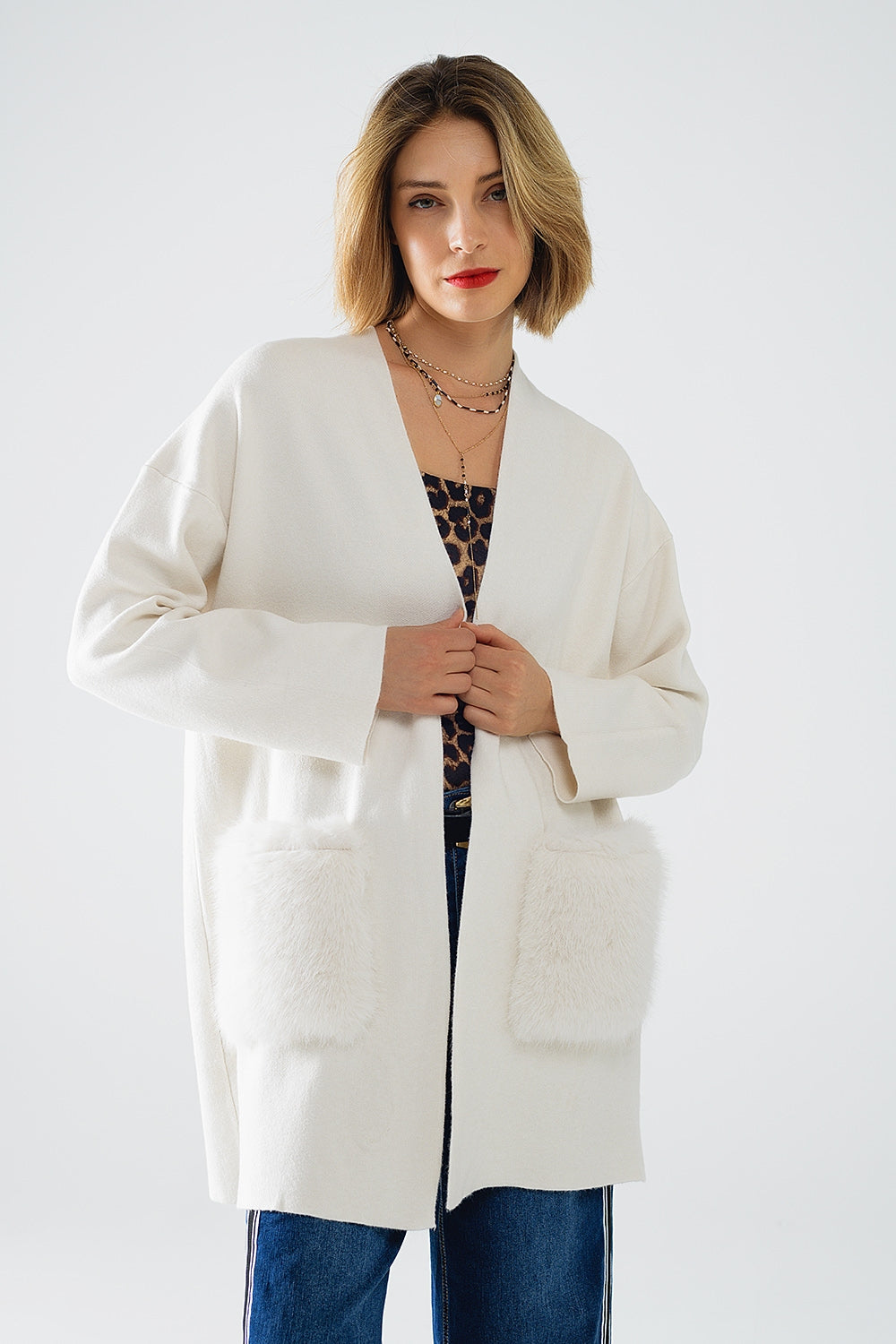crema Maxi cardigan in maglia di alta qualità con tasche in pelliccia