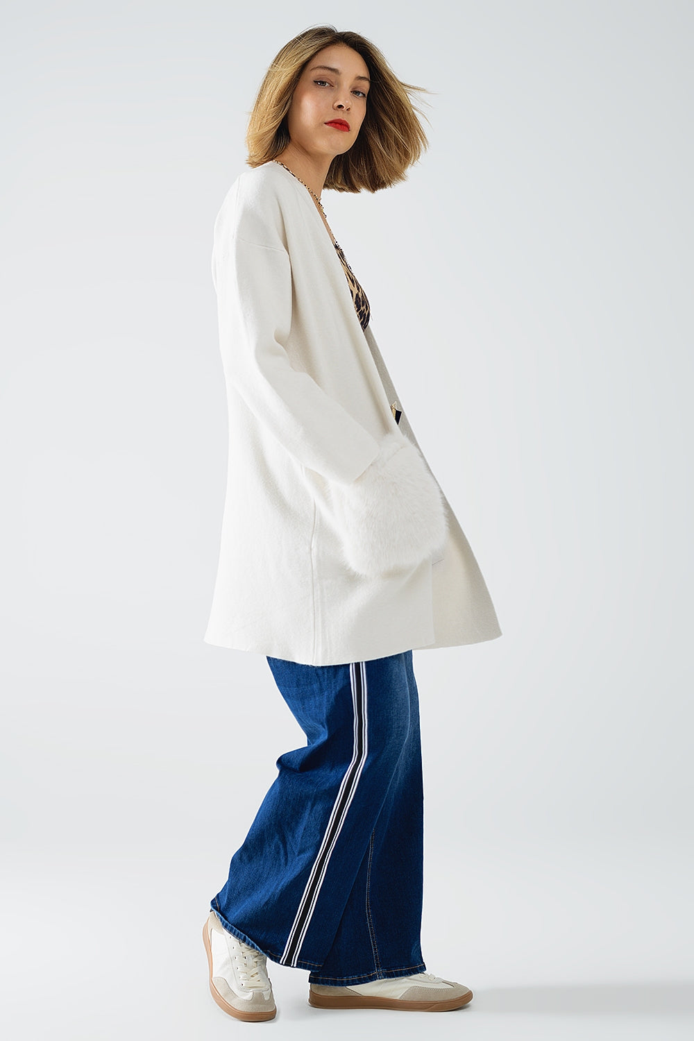 crema Maxi cardigan in maglia di alta qualità con tasche in pelliccia