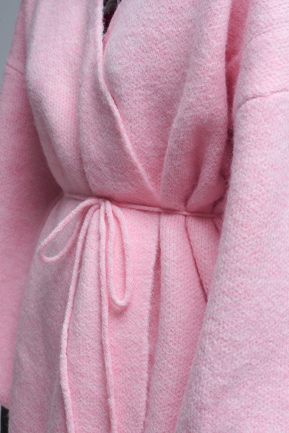 Elegante cardigan rosa lavorato a maglia