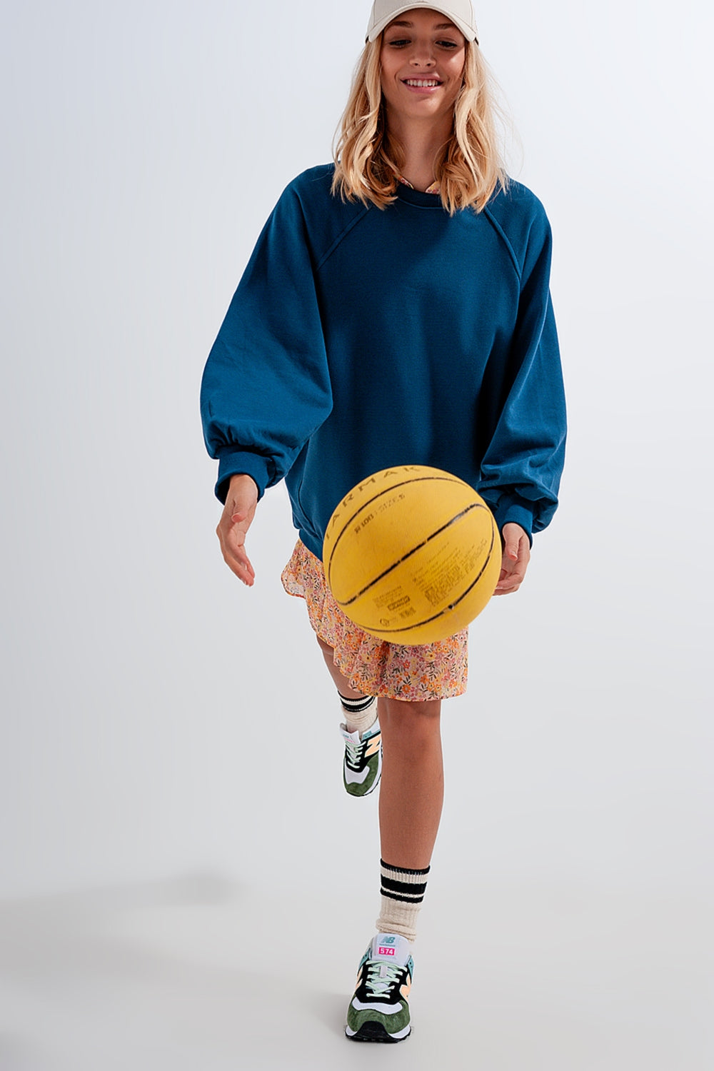 Felpa oversize con cuciture a vista in blu