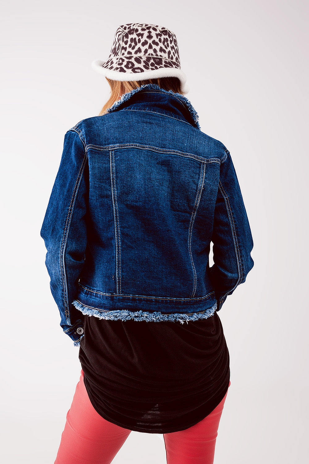 Giacca di jeans con fondo grezzo