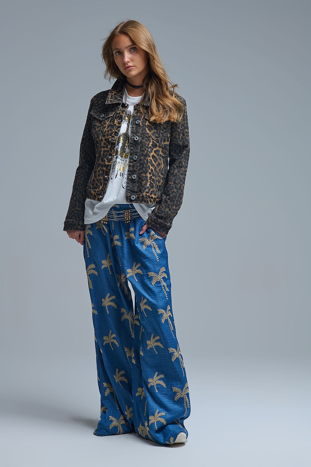 Giacca di jeans con stampa leopardo in tessuto denim