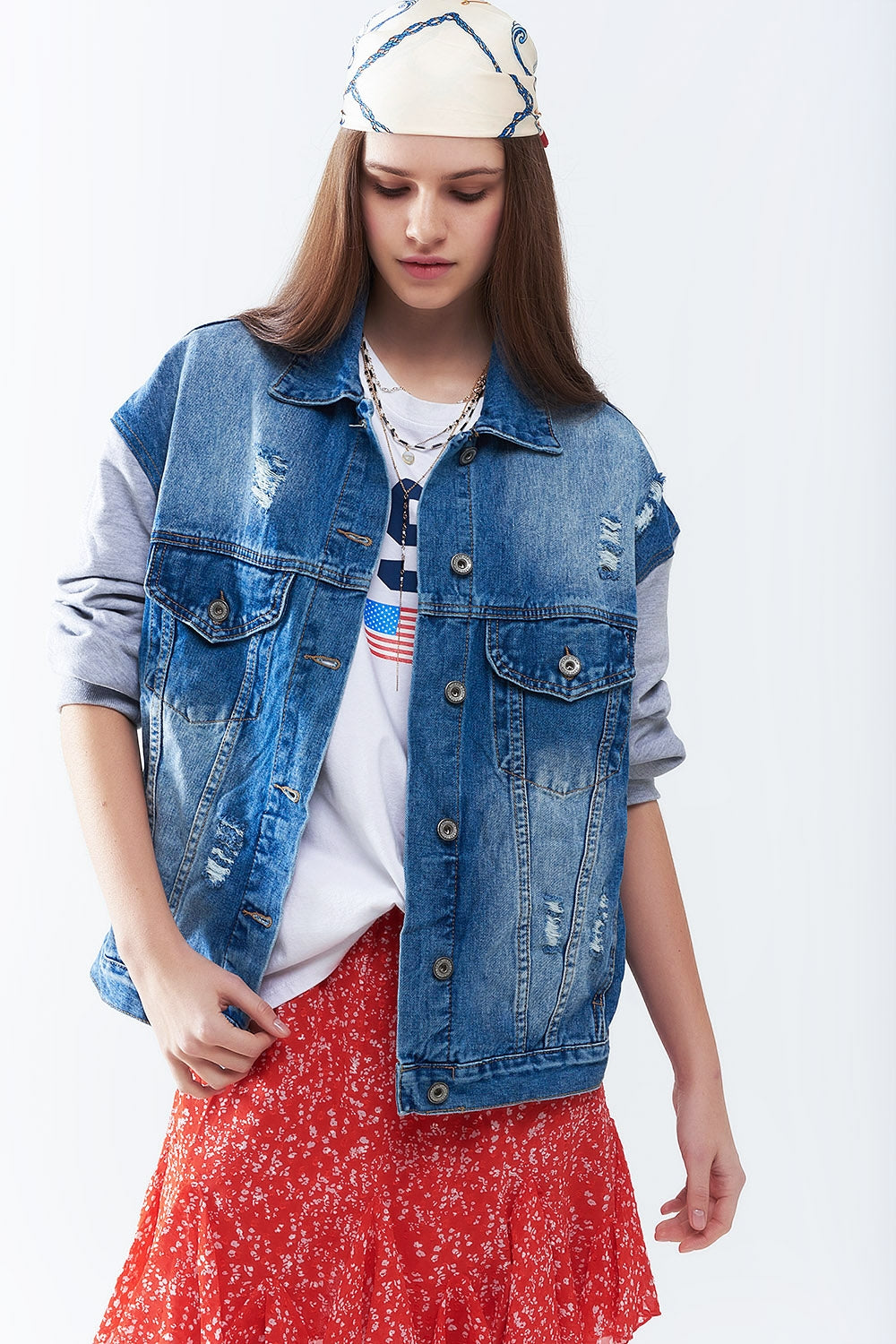 Giacca in denim con maniche in tessuto da jogging