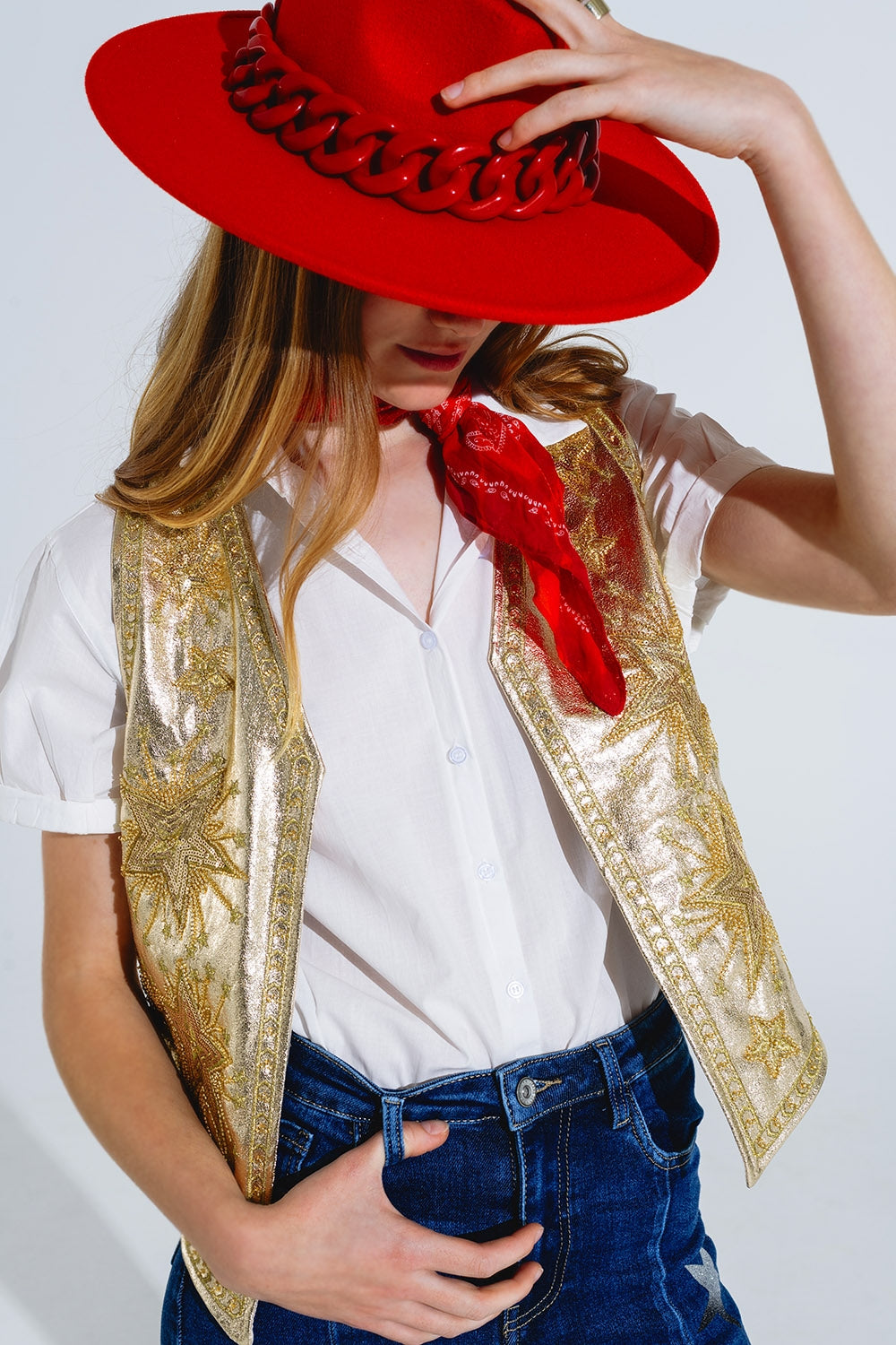 Gilet aperto con stelle ricamate in oro