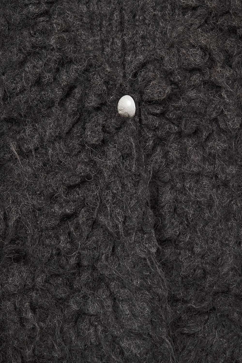 Gilet di lusso con texture nera a pelo lungo