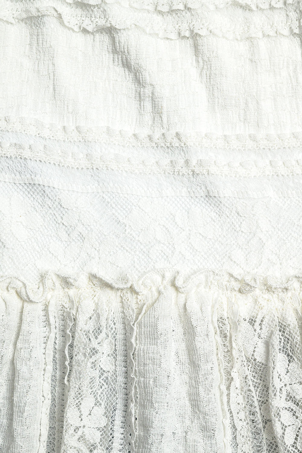 gonna lunga in pizzo bianco aderente in vita