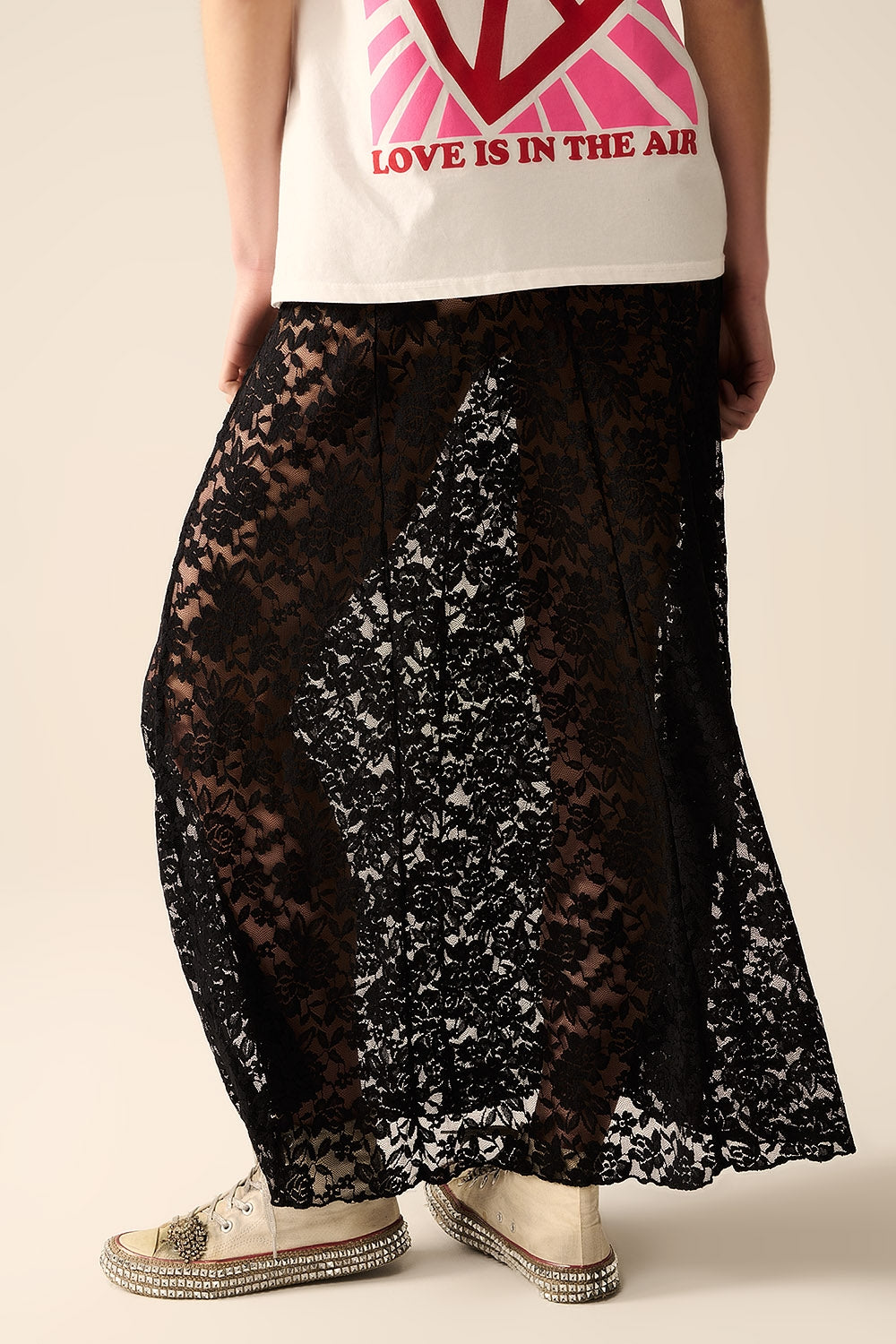 gonna lunga in pizzo nero alla moda
