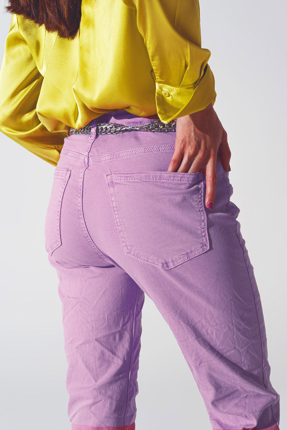 Jeans a gamba dritta in lila