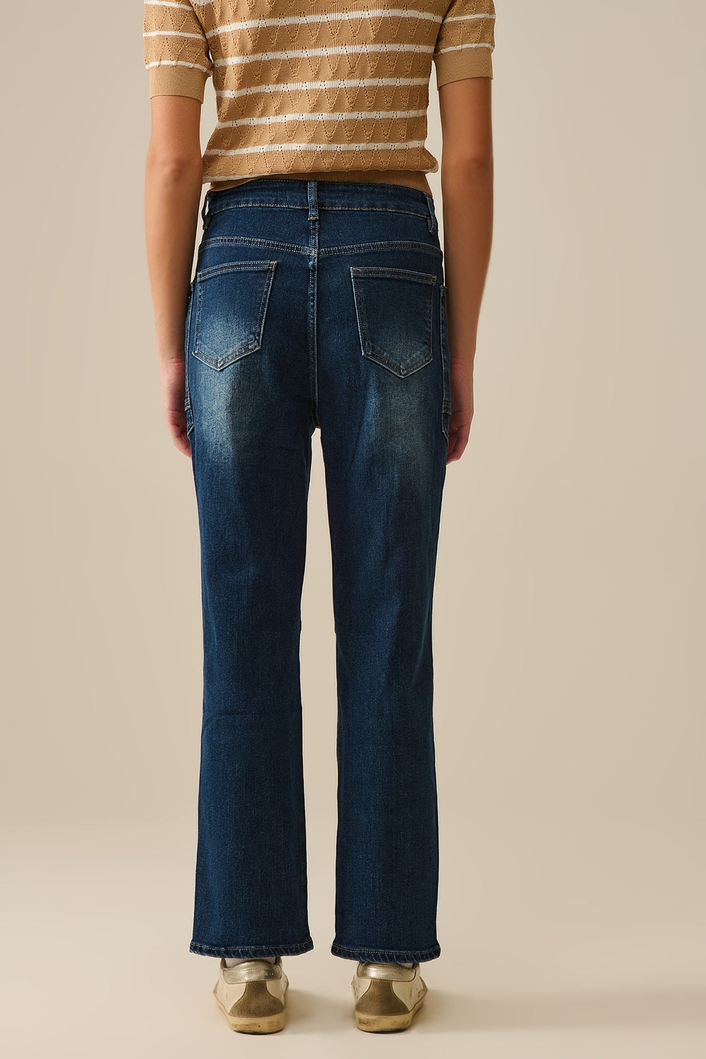 Jeans a vita larga con coulisse in lavaggio scuro