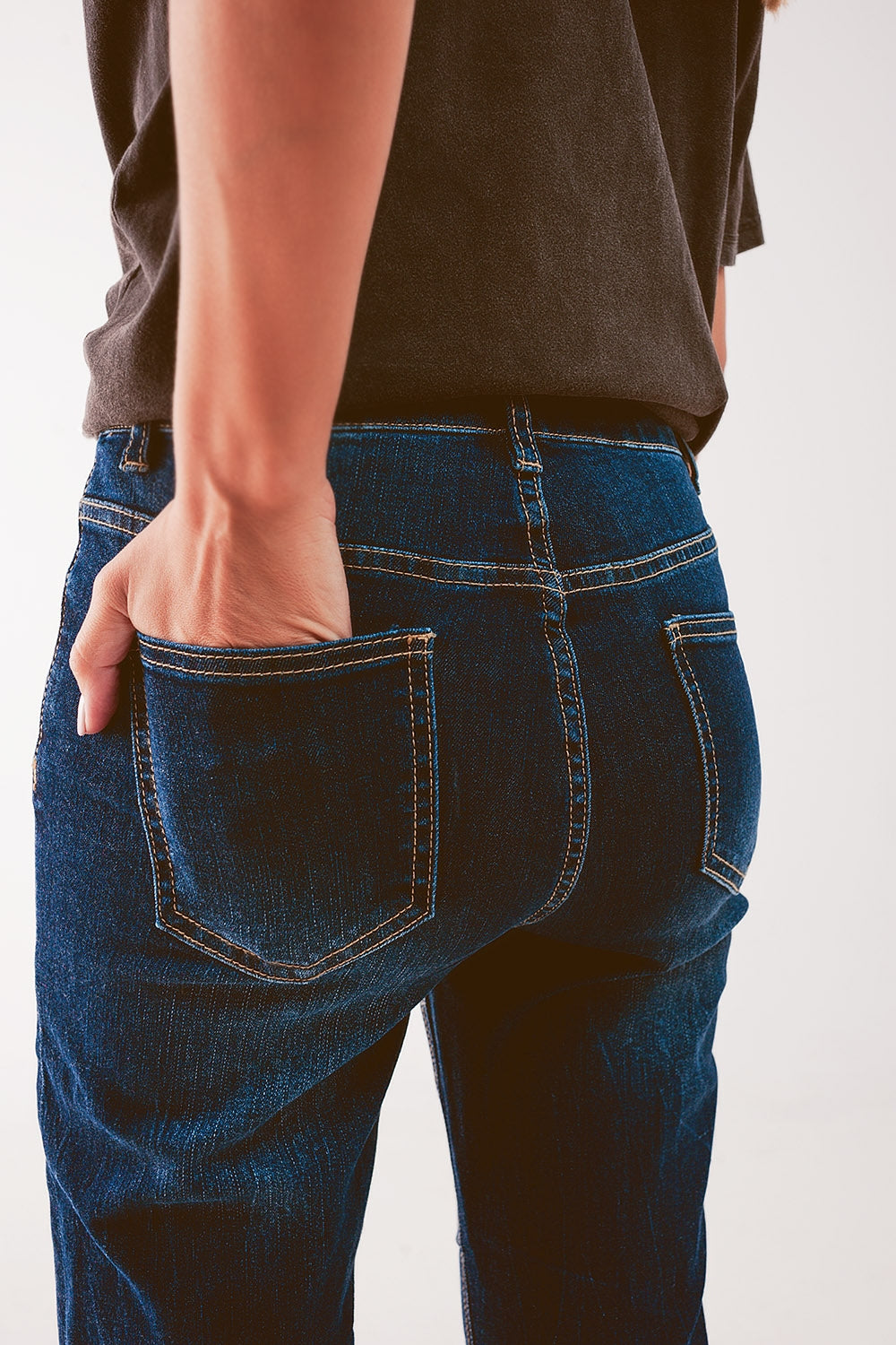 Jeans a zampa cropped lavaggio medio