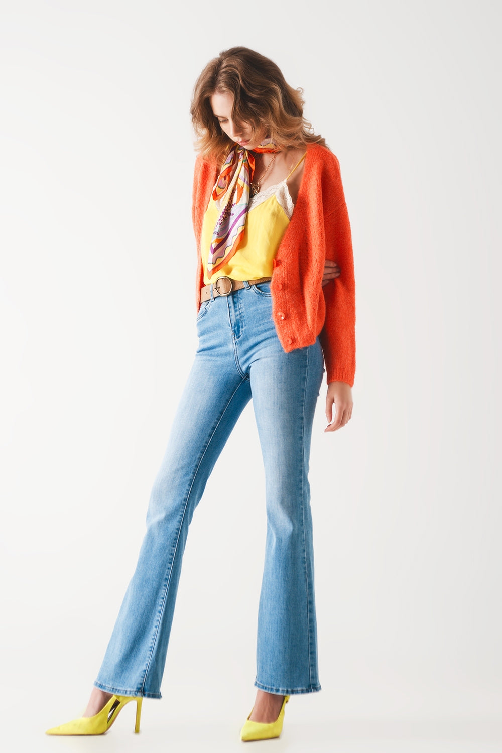 Jeans a zampa d'elefante anni '70 in denim elasticizzato a lavaggio chiaro