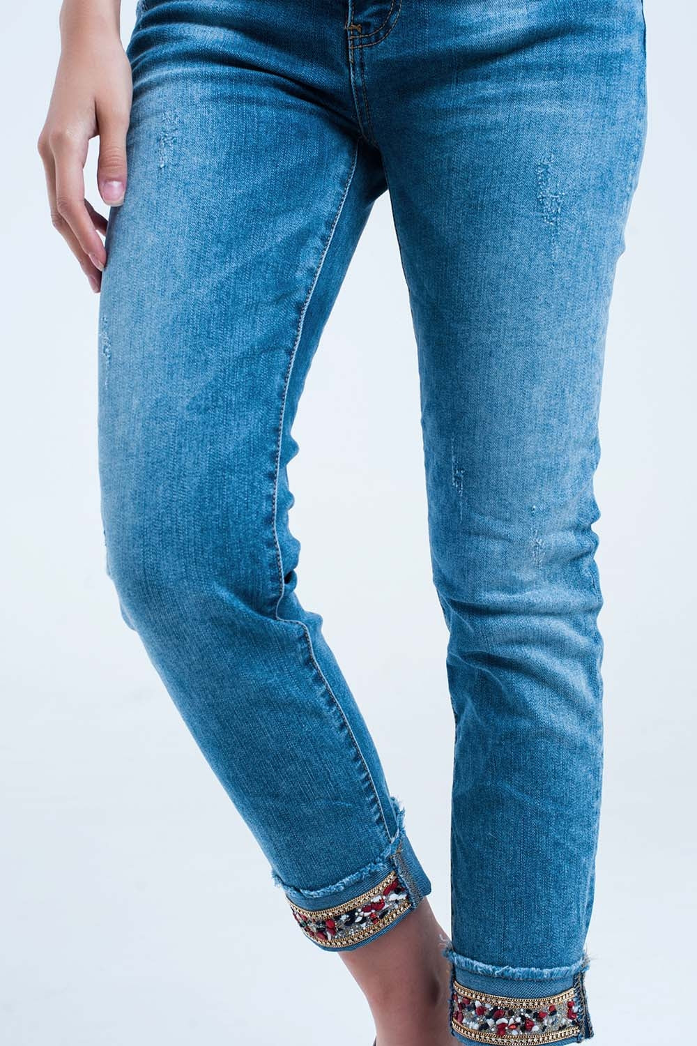 Jeans alla caviglia dritti con dettagli in cristallo