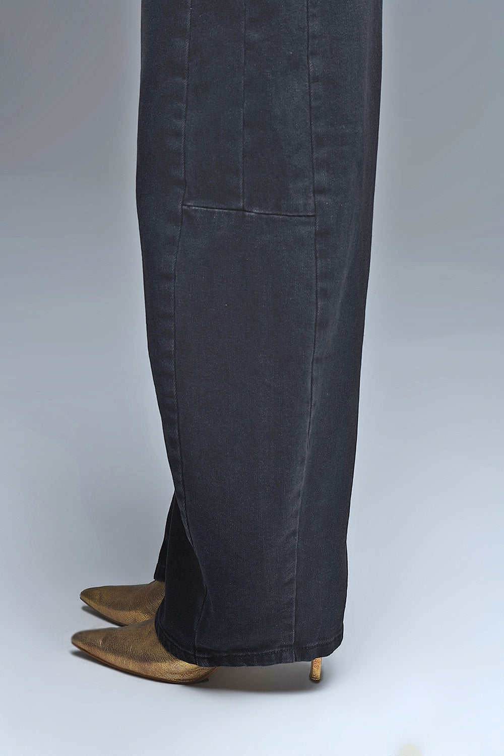 Jeans Barrel neri con dettaglio cuciture laterali