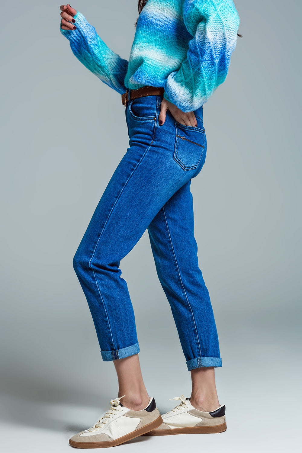 Jeans basic a gamba Skinny in denim elasticizzato con lavaggio medio