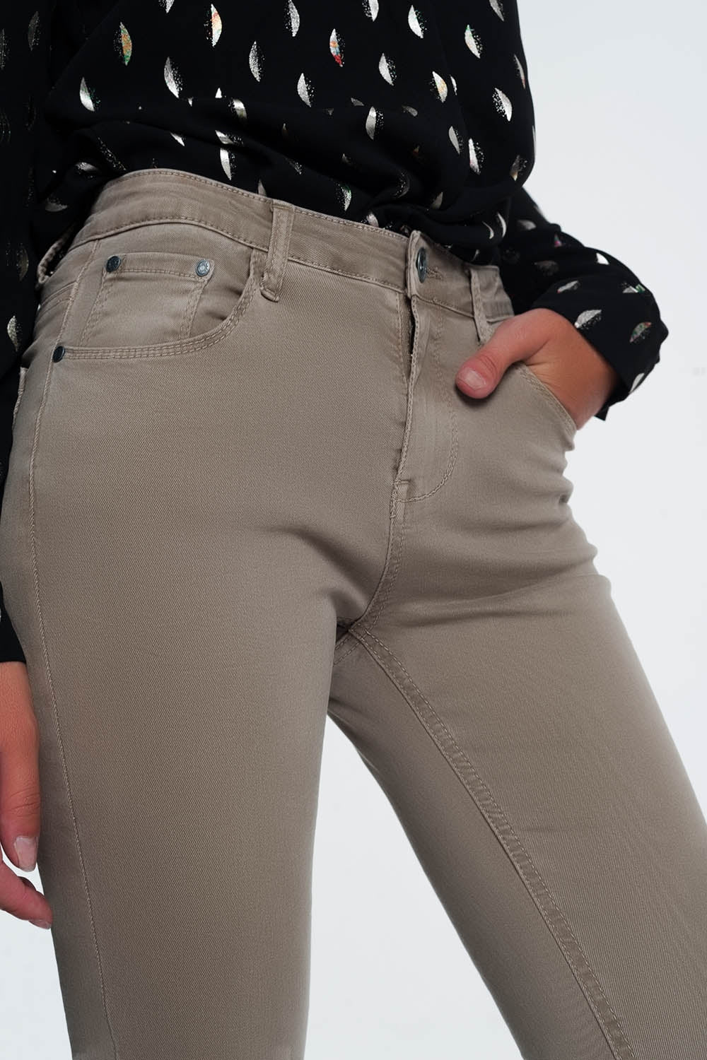 Jeans beige a vita alta
