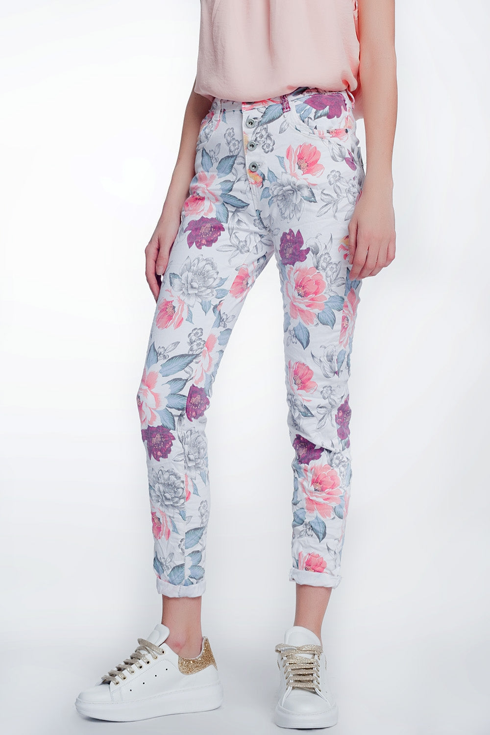 Q2 jeans bianco boyfriend con stampa floreale