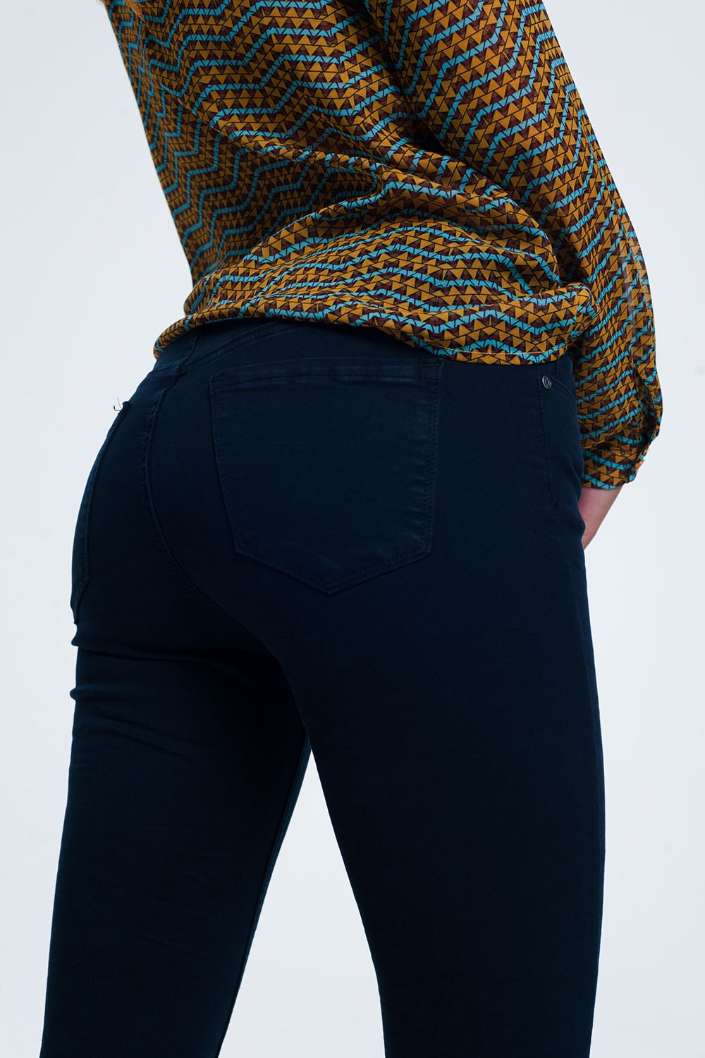Jeans blu marino vita alta