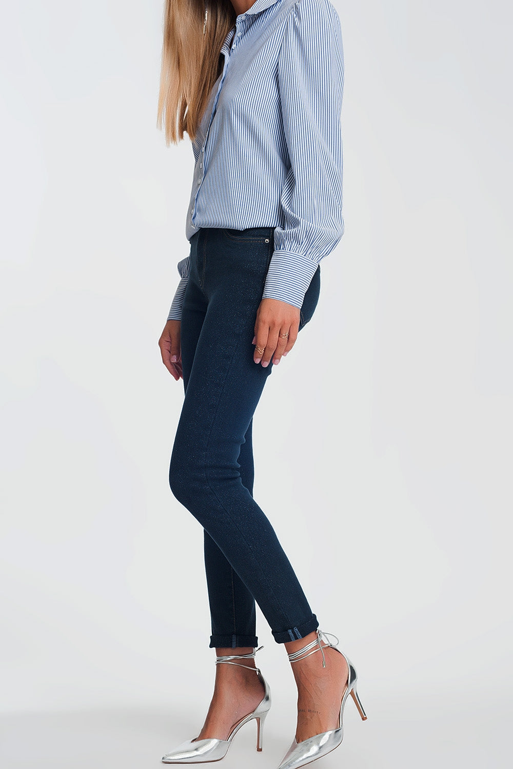 Jeans brillantinati a vita alta lavaggio scuro