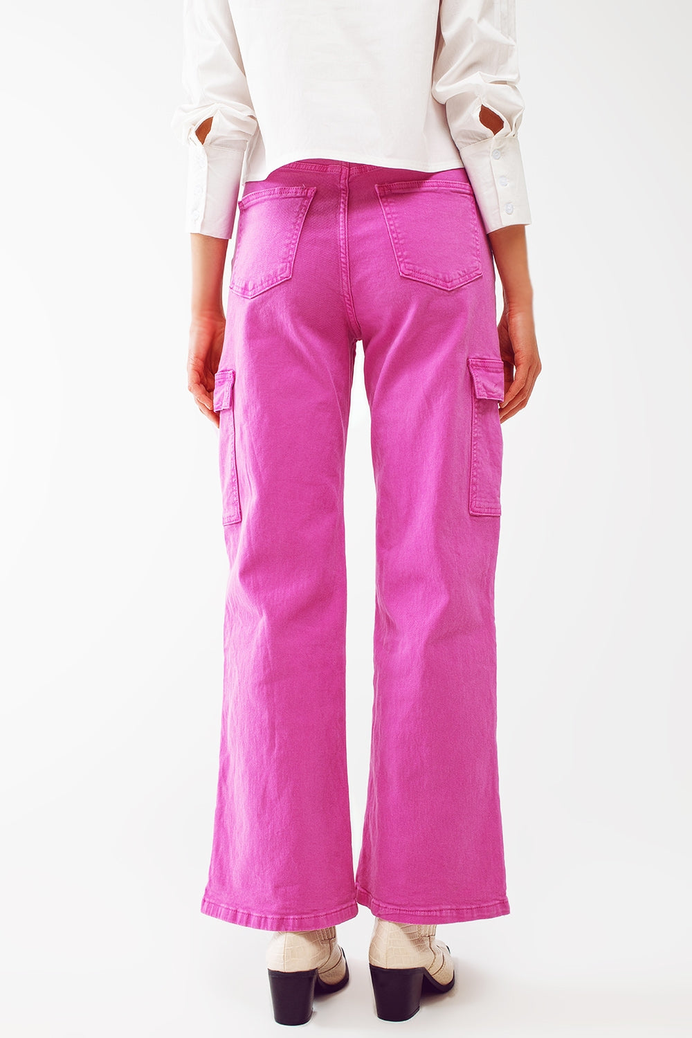 Jeans cargo a gamba dritta in fucsia