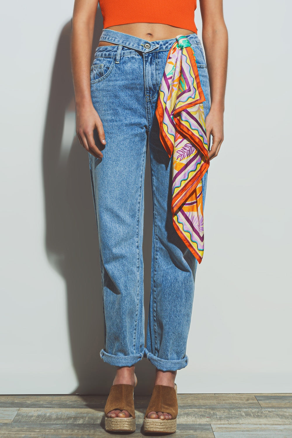 Jeans con Dettaglio Cintura in Lavaggio Medio