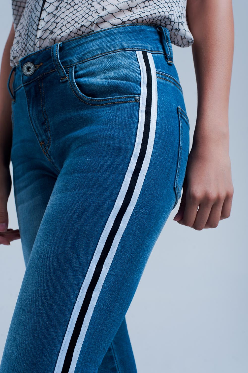 Jeans denim con riga laterale
