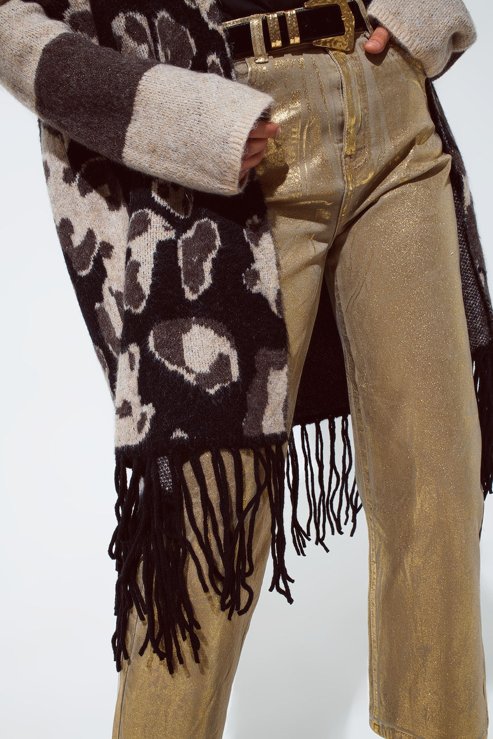 Jeans dorati a gamba dritta con riflessi metallici