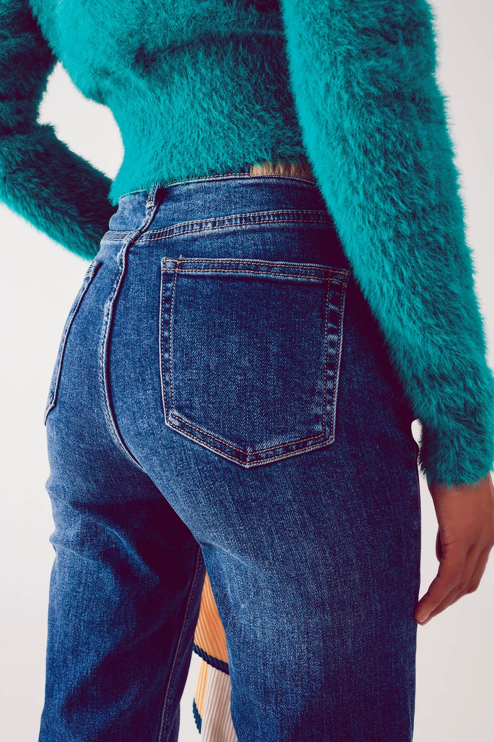 Jeans dritti a vita alta in misto cotone blu profondo