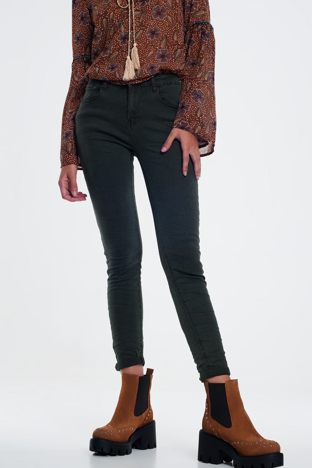 Q2 Jeans Khaki a vita alta