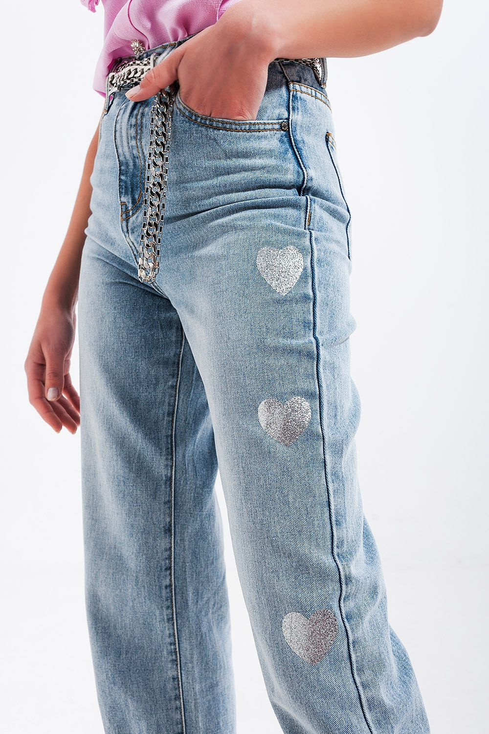 Q2 Jeans larghi stile anni 90 con stampa con cuori