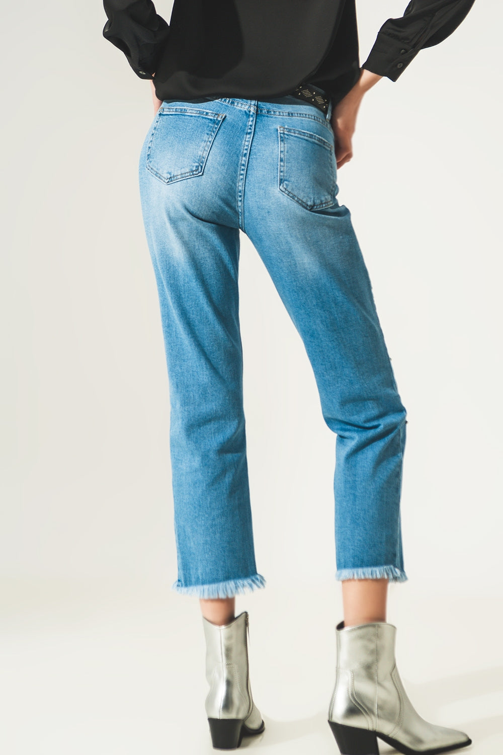 Jeans lavaggio chiaro con strass