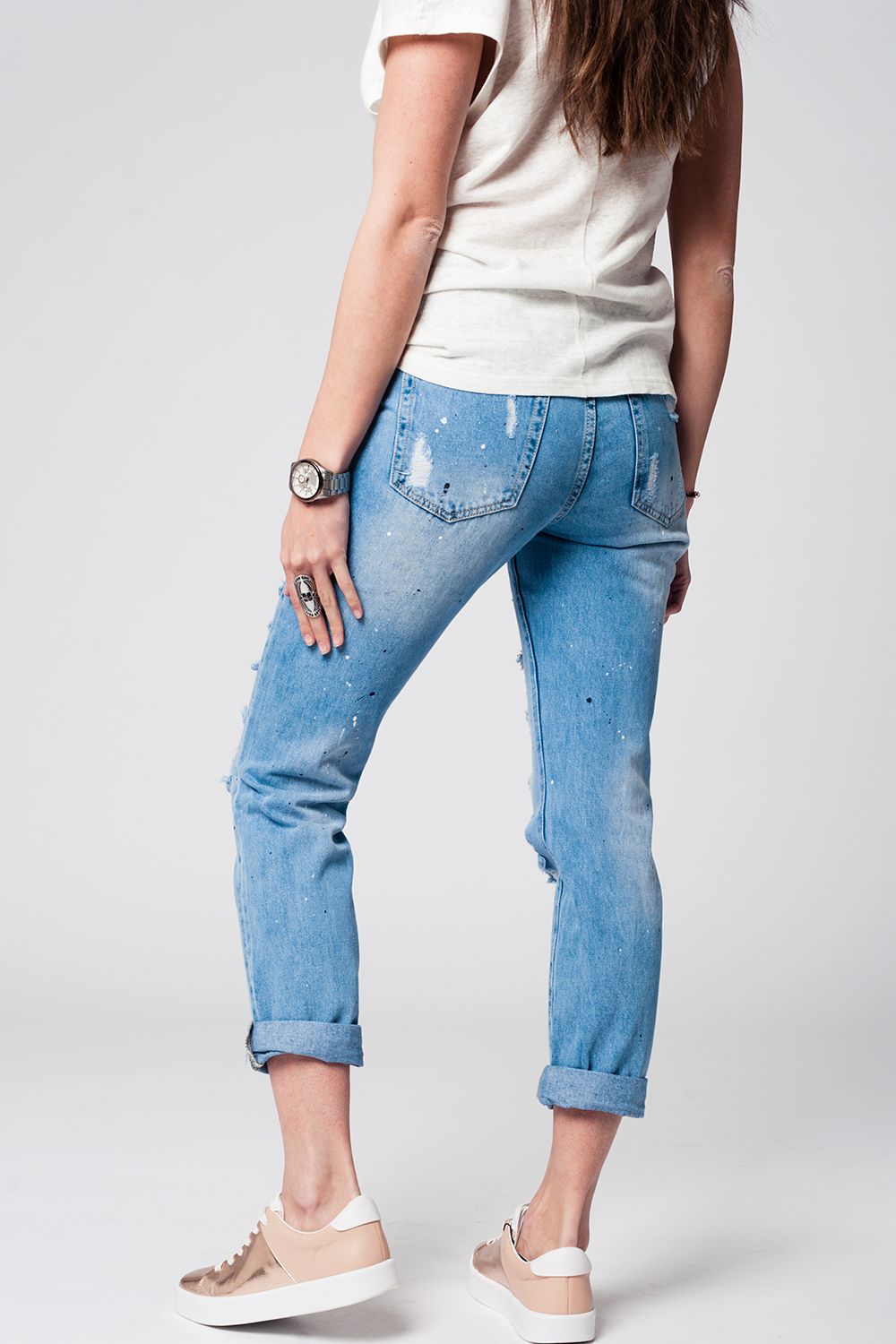 Jeans Mom con strappi estremi